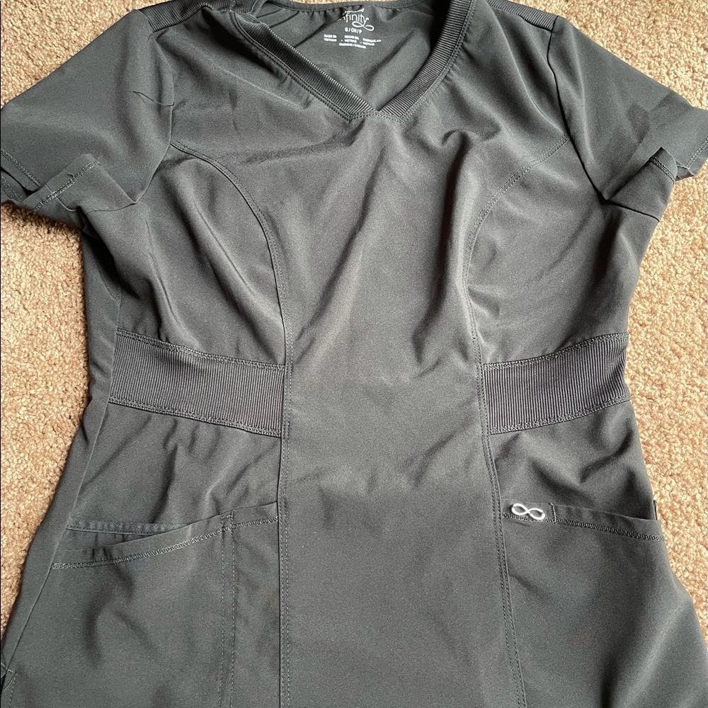 Cherokee Infinity Scrub Top